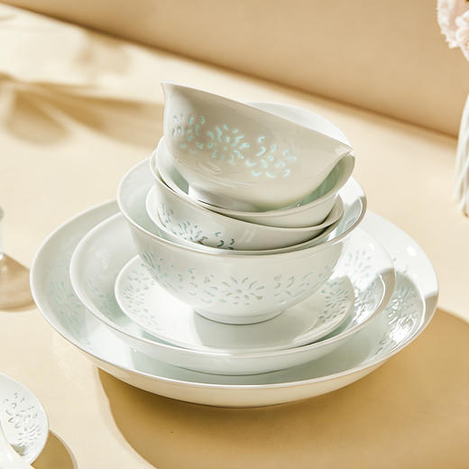 摩登主妇景德镇玲珑瓷餐具高温白瓷釉下彩饭碗家用高颜值碗具盘子 商品图0