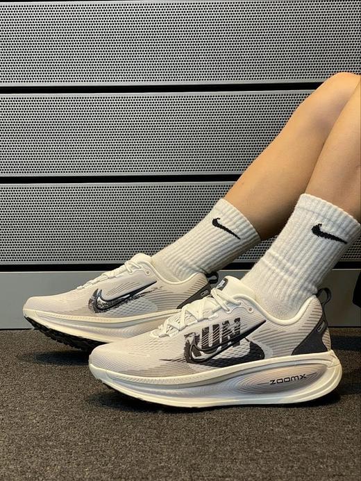 【假一罚三】Nike Vomero 18低帮跑鞋⚡ 透气减震+百搭潮色，跑步出街都吸睛～ 商品图9