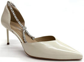 千百度2026夏季时装半凉A26288150