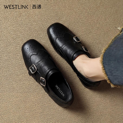 【限时秒杀】西遇复古英伦风乐福鞋女2026春季新款布洛克雕花内增高平底小皮鞋V0166279 商品图1