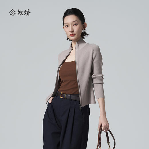 【商场搭配品】ZNU653E  轻薄舒适 两色美背 无负担 好搭配 商品图8