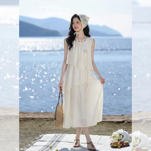 西遇度假风无袖背心裙女2026春季新款设计感小众不规则气质连衣裙E0060180 商品图3