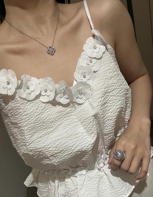 女款山茶花钉珠吊带背心ba025 商品图3