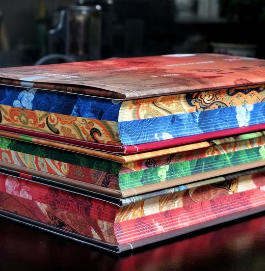 【刷边签名钤印本】“远望史学文库两种”：书名：《大探源》《笔与剑：先秦历史的旋律》《黑与红：秦汉帝国史讲谈》，32开，精装，刷边本，黄朴民、王子今著，河北教育出版社2026年一版一印 商品图2