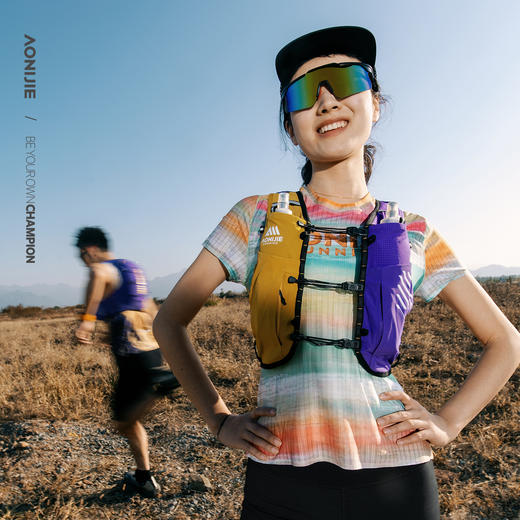 【2026新款】奥尼捷紫金越野跑背包10L户外大容量运动背包水袋包专业跑山越野背包 商品图1