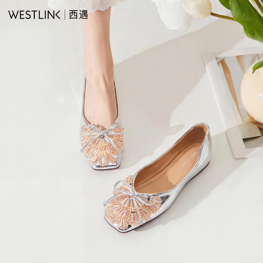 西遇浅口单鞋女2026春季新款一脚蹬蝴蝶结水钻软底舒适平底鞋子V0166275 商品图0