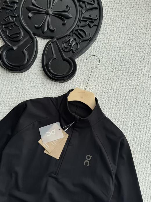 On昂跑 女款长袖半拉链运动套头衫 TUO 341736 商品图6