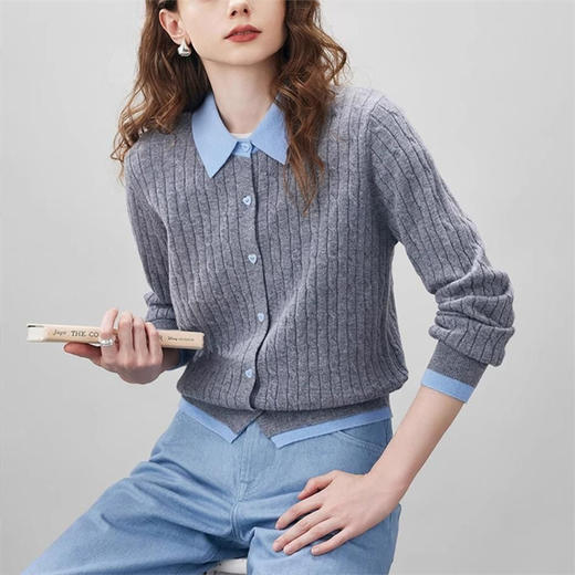西遇拼接假两件针织外套女2026春季新款翻领麻花爱心纽扣毛衣开衫SS060074 商品图1