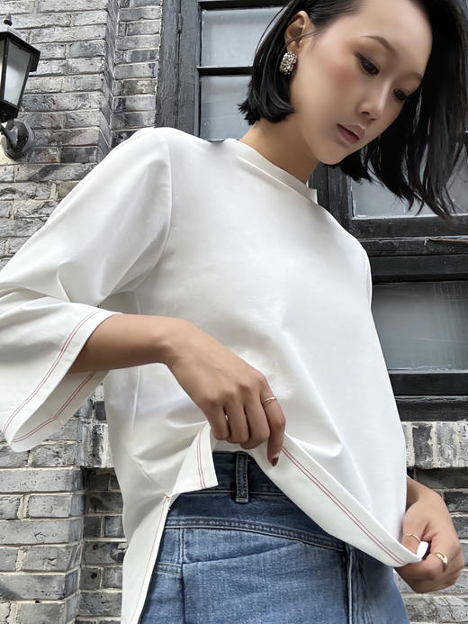 【穿不腻的白月光】噢蜜ooomeooo持久如新下摆开衩T“限时赠送真丝丝巾” 商品图7