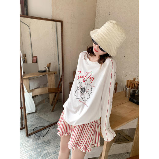 <曾小咸推荐>韩系圆领t恤女长袖薄款上衣夏【预售款，预计3-15天！！】 商品图2