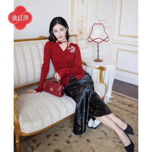 逸红颜《兰芍》2026早春款人间朱砂玫瑰碎花丝绒松紧腰鱼尾半裙女 商品图0