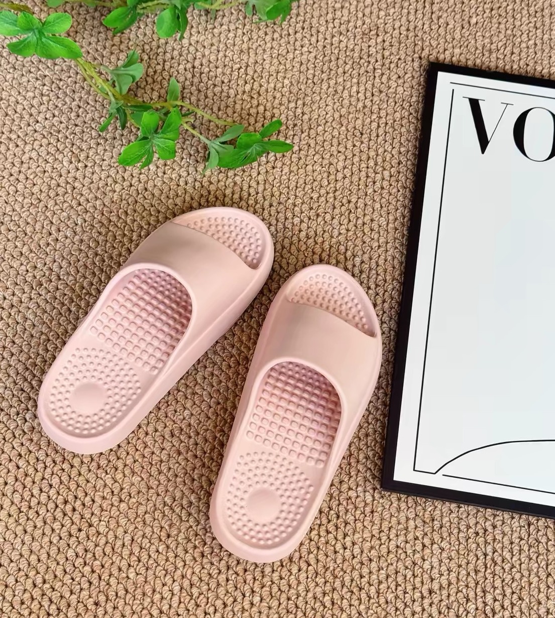 老米优品🎈情侣款！《优调 轻柔按摩拖鞋》 足弓支撑 足底按摩 凉拖鞋 家居软底拖鞋  夏季室内浴室防滑  UXT1519