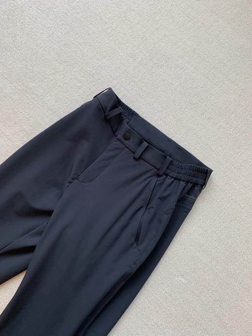 点此购买 可隆春季男士舒乐防泼水长裤 bk 341625 商品图4