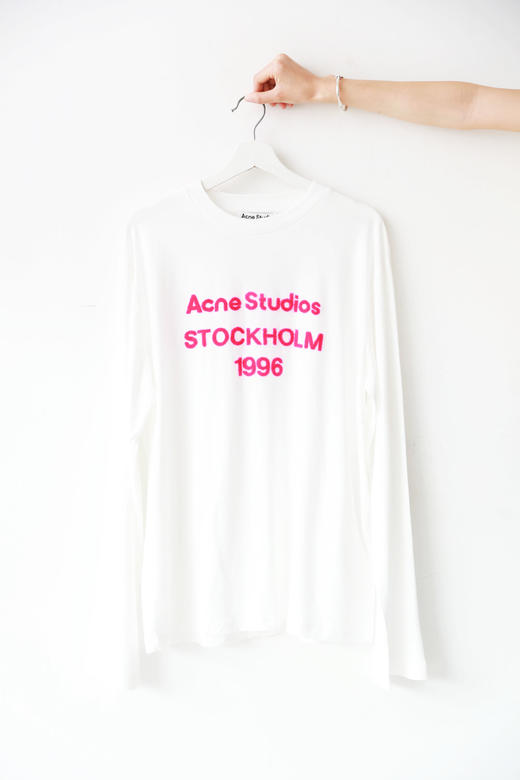 也太出片儿了，长袖+短袖一起。胸口字母印花港风圆领t恤E030958 商品图14