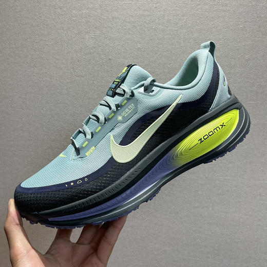 新款耐克VOMERO 18 GORE-TEX男女款防水运动鞋 商品图3