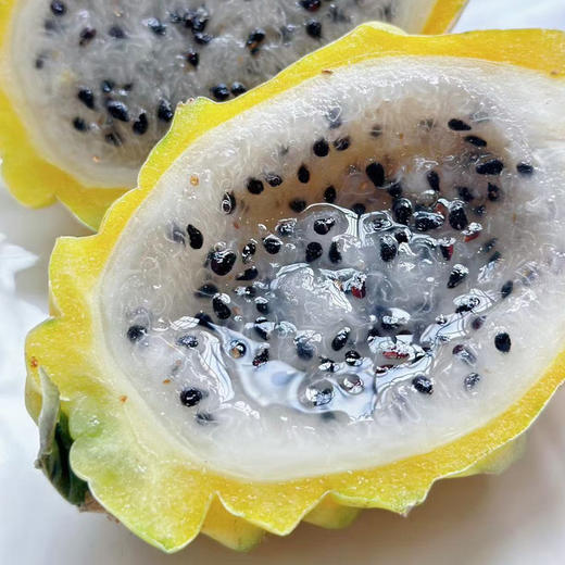 【排单发货】燕窝果丨又名麒麟果，也叫黄龙果、吉祥果。属典型的热带植物，果肉呈透明，汁丰润喉，果肉结构呈细丝状，滑如燕窝，味清甜、甜度皆在18度以上，富含维C、花青素等。顺丰快递 商品图10