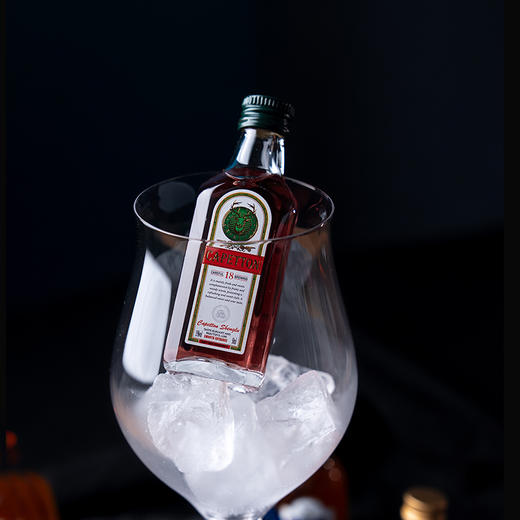 【微醺时刻】卡佩顿小洋酒系列组合 传统蒸馏工艺 多口味佳酿 每个口味1瓶 礼盒装  50ml/瓶 商品图4