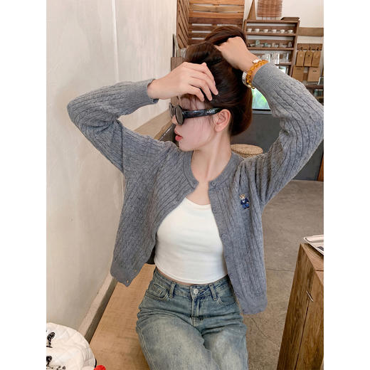 <曾小咸推荐>3.12现货秒杀 ！微信超特价！韩系小熊刺绣针织开衫 日常169.99 立减100 秒杀69.99！！ 商品图2