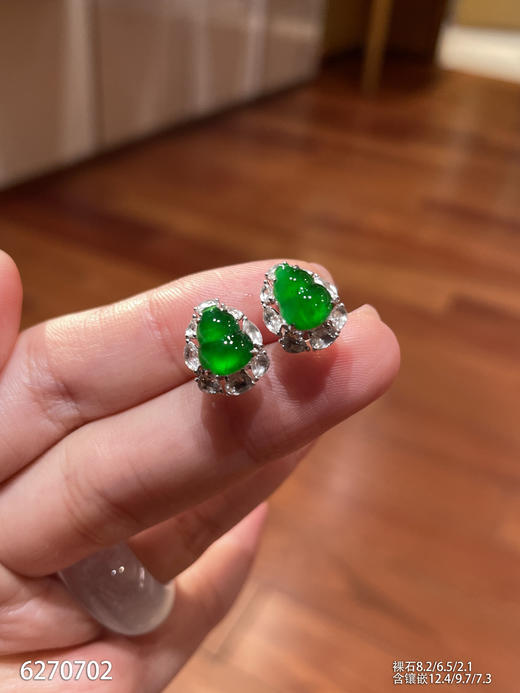6270702，葫芦耳钉。具体价格微信咨询 商品图0