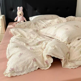 2️⃣0️⃣2️⃣6️⃣🍬春季新品～【温馨花边系列-古法水洗云感皱皱纱4件套】 💫星河滚烫，你是人间理想，古法砂洗工艺色牢度更高，色彩更漂亮，手感软软糯糯超柔超舒服～ 