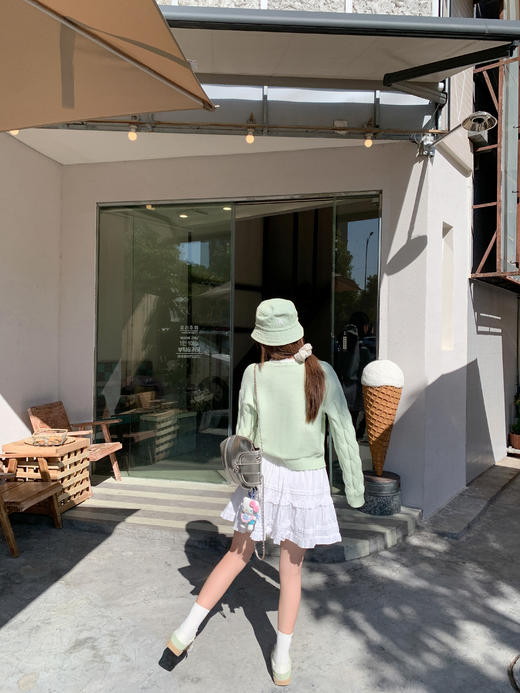 <曾小咸推荐>3.12现货秒杀 ！微信超特价！韩系蕾丝V领针织衫 日常199.99 立减110 秒杀89.99！！ 商品图6