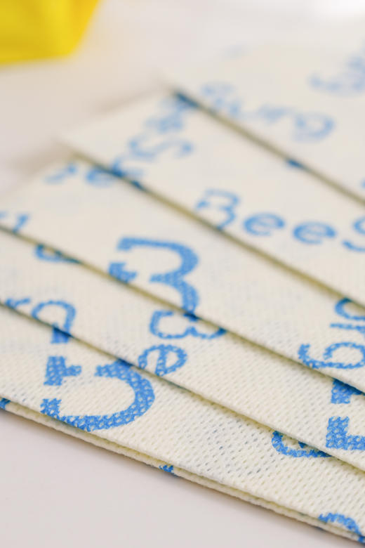 🌈【品牌直发】秉秀净魔法抹布🔥39.9元抢40片❗厨房清洁神器✨食品接触级+油污分离专利❗告别臭抹布的天花板 ✅专利油水分离：🌱免洗洁精，清水即净，一年省下洗洁精钱 商品图3