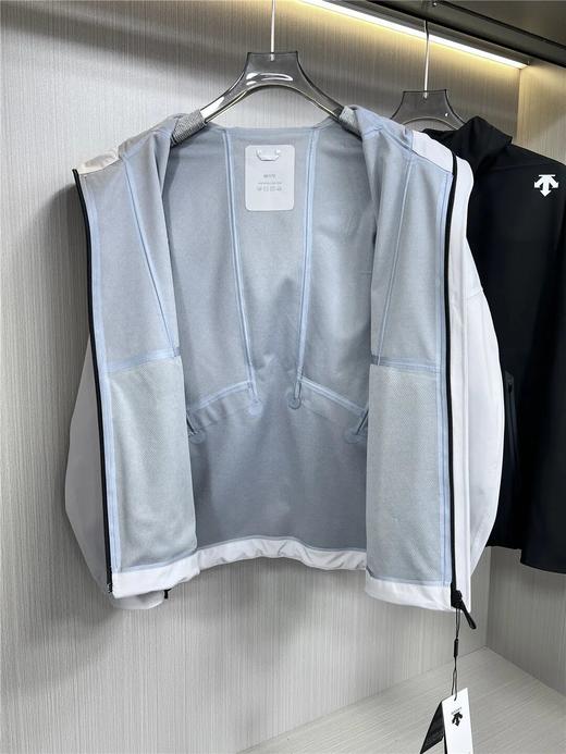 特价D桑特全压胶冲锋衣 商品图4