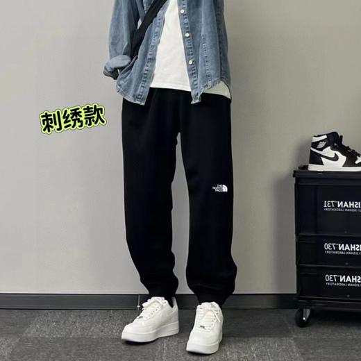 F031037春季新款户外舒适耐穿休闲运动刺绣卫裤长裤 商品图1