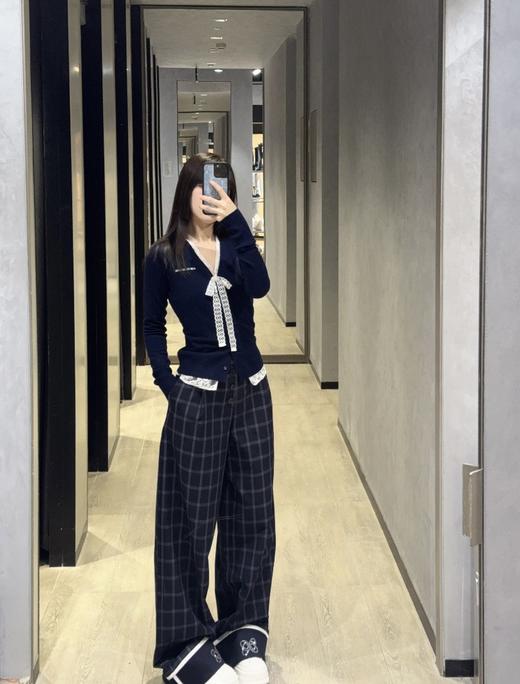 一店k Ann女孩👧🏻就这么水灵灵的美上了！开春绝美上衣！氛围感作弊神器！把学院感和甜妹气织进羊毛纤维里！谁穿谁好看系列～小香风假两件绵羊毛蕾丝针织开衫 商品图9