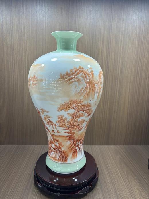 矾红《山涧飞泉》梅瓶 商品图0