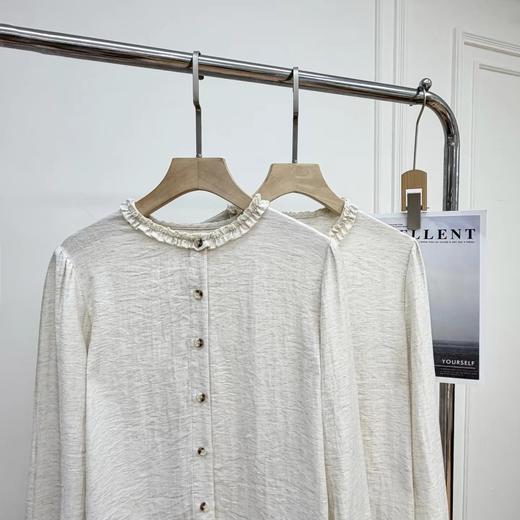 F031001早春新款法式气质百搭亚麻木耳边立领长袖衬衫 商品图1