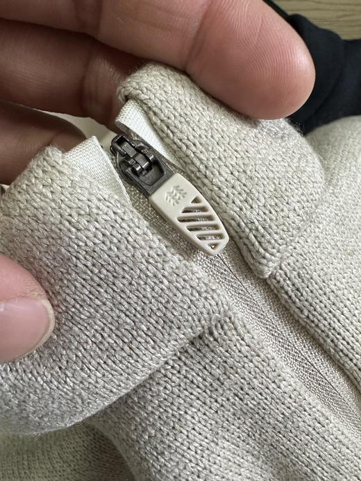 点此购买 可隆春秋季男士户外加绒小立领半拉链运动针织长袖打底衫 hbj 341847 商品图12