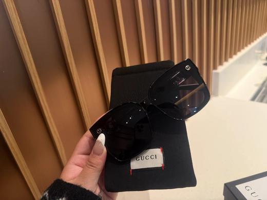 F031020女士偏光修饰脸型时尚百搭大框紫外线防护墨镜太阳镜驾驶镜 商品图8