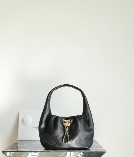 香奈儿26C Large hobo  嬉皮包 小号黑色 商品图0