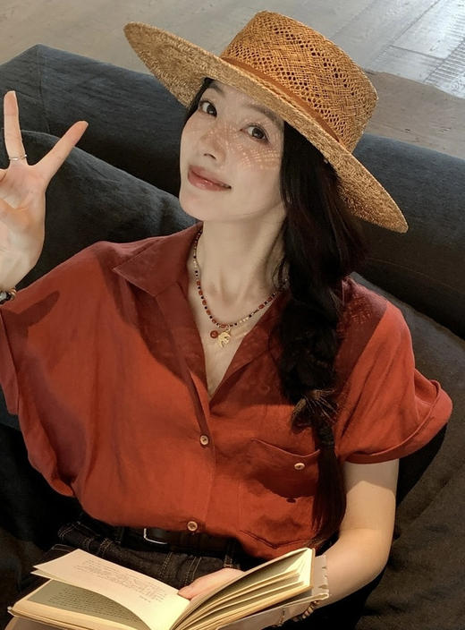 【爆单五天发货！显白又旺财的车厘子红】天丝亚麻翻边短袖衬衫 商品图0