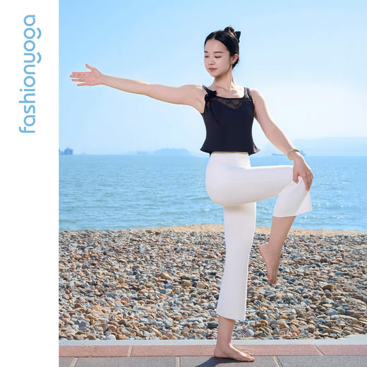 FC16207气质蕾丝花朵飘带背心 商品图14