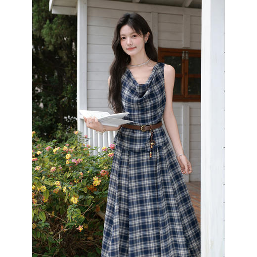 鹿向南「格韵时光」法式复古蓝格连衣裙女夏新款气质荡领无袖裙子 商品图0