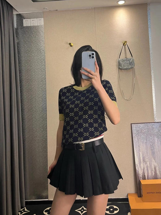 古驰双C满印金银丝针织衫 商品图2