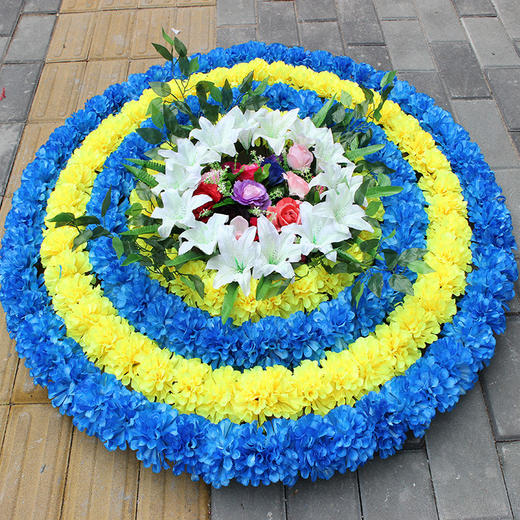 蓝+黄+蓝+黄仿真花圈1.3米绢花圈假花圈白事用菊花殡仪馆装饰花祭祀祭奠陵园 商品图0