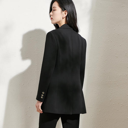 剩S/M/L/XL 芳外新款通勤休闲黑色修身西装薄款褶皱拼接长袖外套8T22AX0245 商品图4