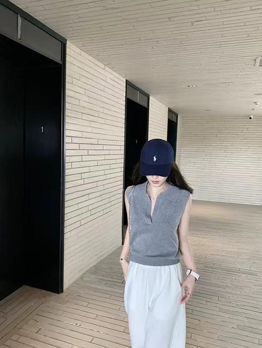 F031002早春新款松弛老钱风polo领无袖羊毛背心针织上衣 商品图13