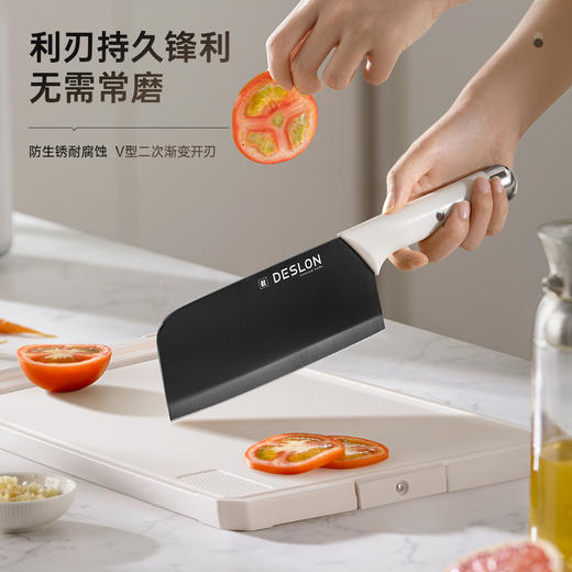 厨房刀具“全能王”【德世朗黑刃镀钛抗菌刀具六件】🔪黑刃镀钛+抗菌工艺，安全感满满✅刀身选用40Cr13不锈钢，硬度强、韧性高 商品图4