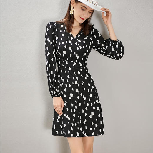 剩S 芳外 显瘦时尚波点裙收腰V领休闲A字裙8D21CL1405 商品图2