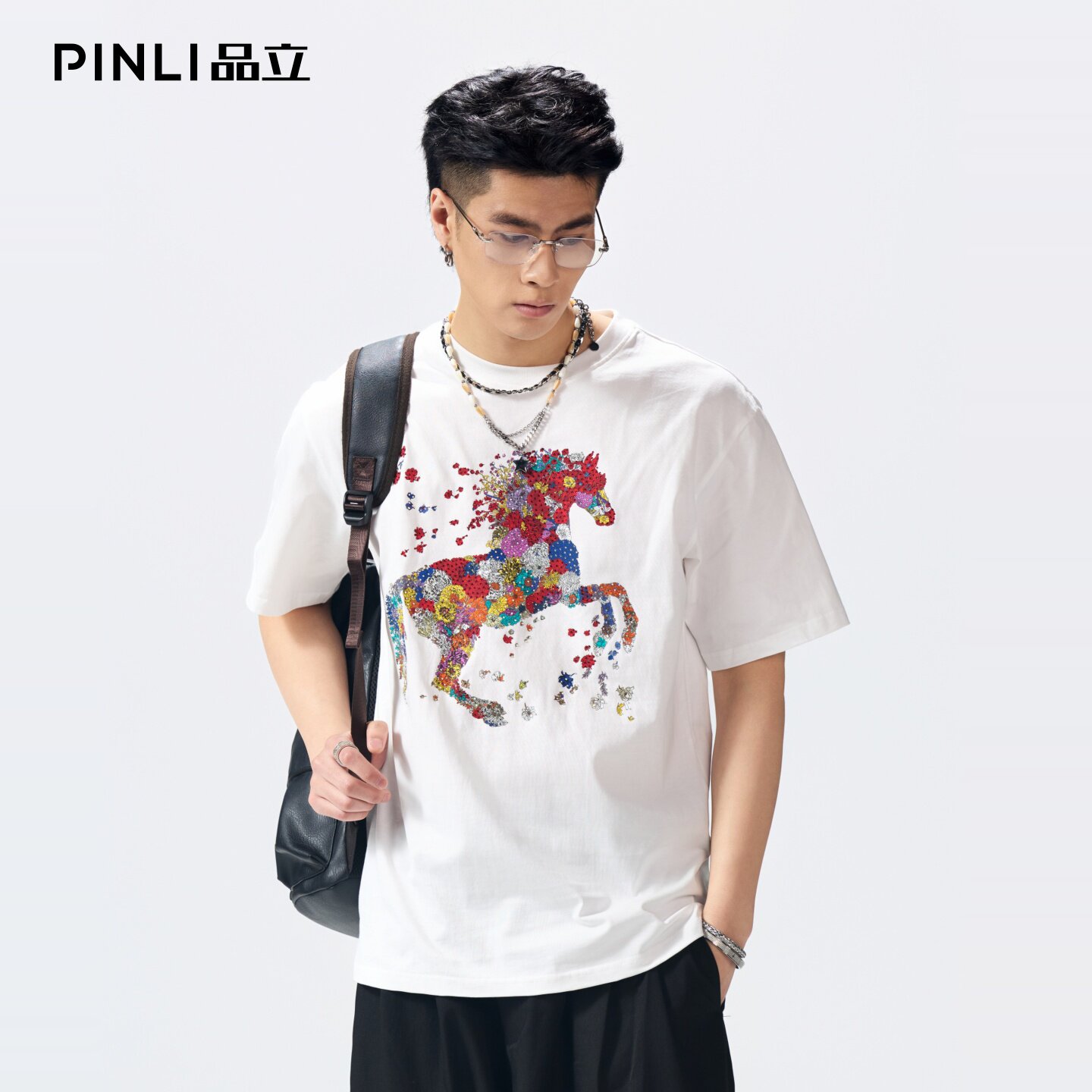 PINLI品立2026夏季新款男士圆领马年印花烫钻短袖T恤上衣青年潮牌BG262111011