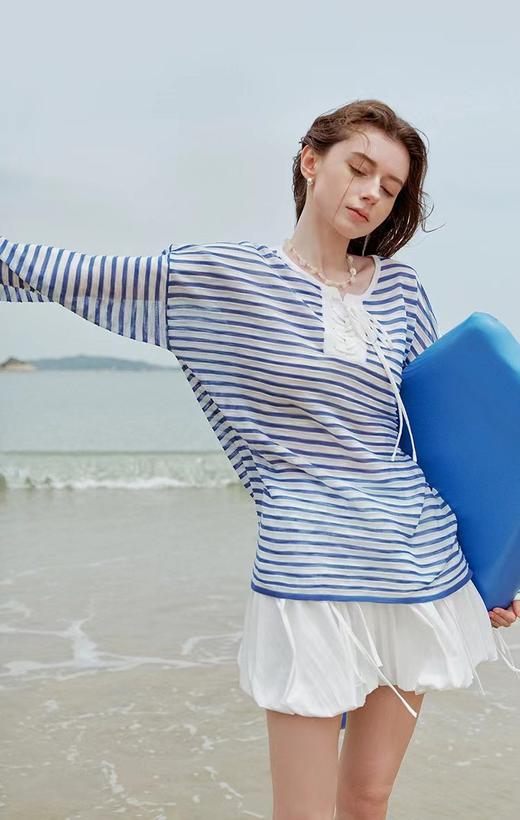 F031004清新蔚蓝色~2026早春度假条纹针织衫宽松透气防晒罩衫航海风长袖上衣 商品图9