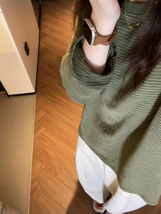 老米优品🎈3-5天。不费力的慵懒感！《🍃复古墨绿条纹宽松长袖tee》软糯垂坠，显瘦不挑人！T260310A 商品图2