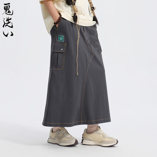 ONIARAI/鬼洗26春夏新黑标石器时代蝴蝶绣花针织工装长裙26A9401 商品图1