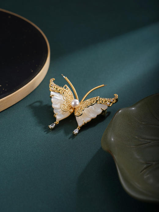 子佩集【蝶恋芳华】珍珠惜王妃胸针【XXXZ266】蝴蝶镀金2602 商品图3