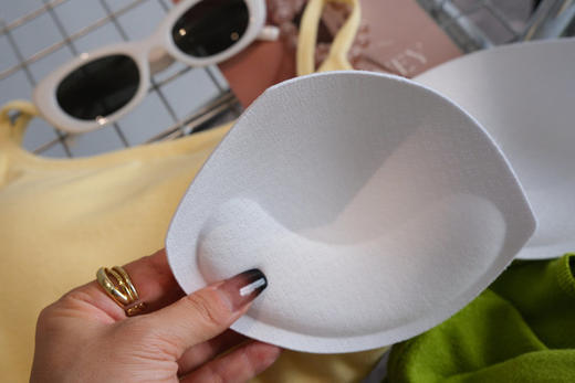 【小吊带胸垫一体 仰囤6件】爆卖10w+】AMTN夏日小吊带高品质团，高弹胸垫一体式吊带 商品图3