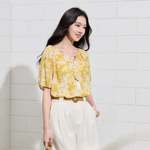 【莱赛尔】三彩2026夏季新款流苏系带V领小衫印花衬衣短袖上衣S 商品图2